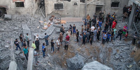 Preuves accablantes de crimes de guerre : les attaques israéliennes éliminent des familles entières à Gaza