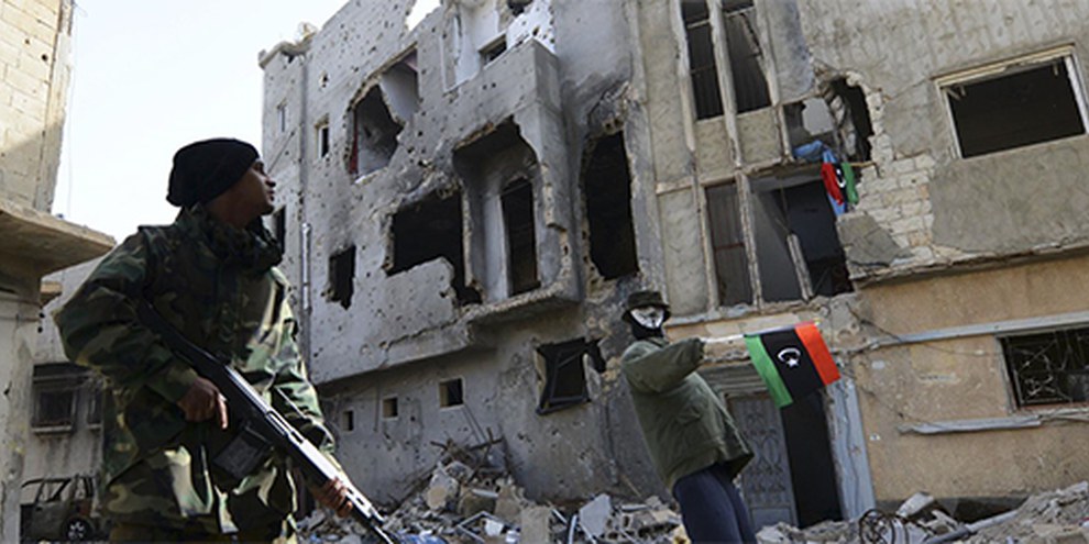 Ces derniers mois, les combattants des forces rivales se sont livrés à de nombreuses exactions dans la ville de Benghazi. © Reuters / Esam Omran Al-Fetori