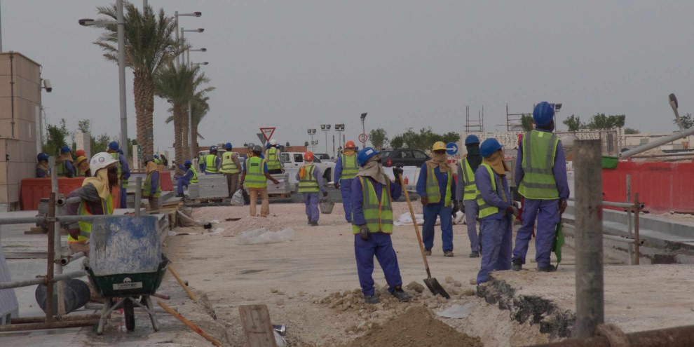 Les travailleurs migrants au Qatar sont exploités et ont des difficultés à se faire rémunérer, dénonce Amnesty dans un nouveau rapport.©AI