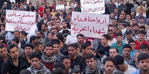 Le président el Assad s’abstient une nouvelle fois de répondre aux demandes légitimes de personnes qui ont risqué leur vie pour se faire entendre. © Jasmine Syria/Demotix