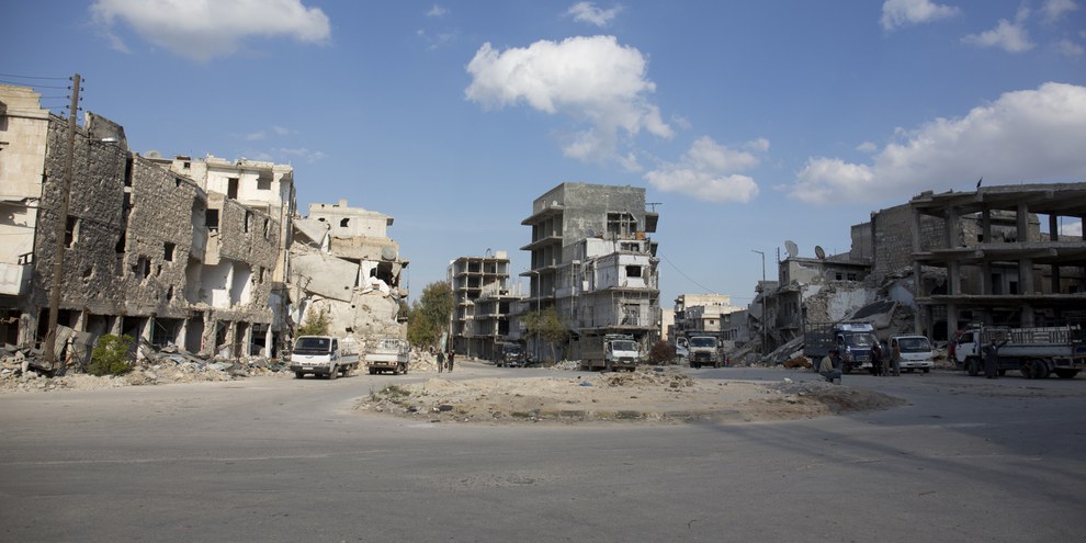 Destruction des infrastructures publiques et de résidences à Alep en Syrie, avril 2015. © Amnesty International (Photo: Mujahid Abu al-Joud).