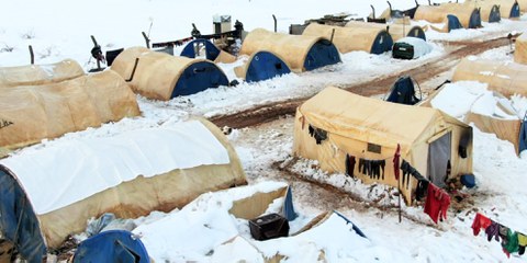 Il n'existe aucun moyen efficace de lutter contre les températures extrêmes, comme ici dans un camp à Idlib, au nord-ouest de la Syrie © Ali Haj Suleiman