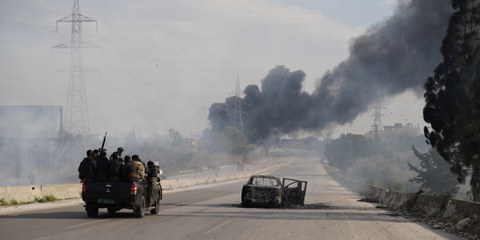 Les attaques de mars contre la minorité alaouite avaient fait plus d'une centaine de morts dans les régions côtières du Nord-Ouest. © Anadolu via Getty Images