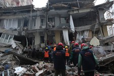 Séismes: la communauté internationale doit réagir