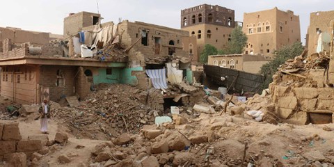 Le conflit qui dure entre les milices Houthis et la coalition menée par l'Arabie saoudite est le théâtre de crimes de guerre et autres sérieuses violations du droit international, jusqu'ici impunis. © Amnesty International