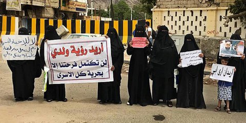 Les femmes de l'entourage des détenus et des personnes disparues manifestent à Aden et al Mukalla depuis deux ans. © Droits réservés