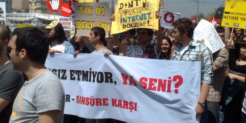Manifestation à Istanbul. © Flickr