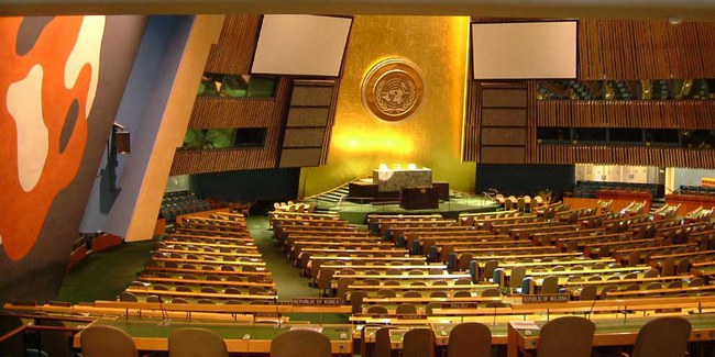 The_General_Assembly,_United_Nations_926057573_wikimedia-Rob-Young.jpg