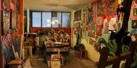 Kolahstudio, à Téhéran: cet endroit créé il y a quelques années par Karan Reshad, artiste peintre, est devenu l’un des microcentres artistiques de la capitale avec un mot d’ordre: l’indépendance.©K.Reshad 2009