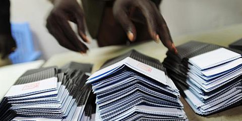Après vingt ans de conflit, le Sud-Soudan vote sur son indépendance. Les Sudistes espèrent enfin vivre une paix durable. © UN Photo/Paul Banks
