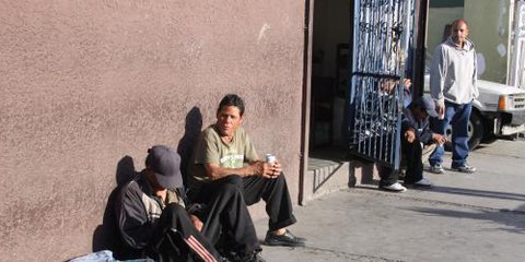 A Tijuana, des migrant&middot;e&middot;s attendent le bon moment pour traverser la frontière, qui est devenue difficile à franchir.  © Pamela Calore