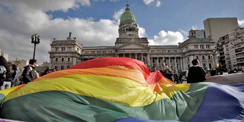 Les associations LGBT se réjouissent d’une ouverture qui fait de l’Argentine un pays précurseur pour les droits des transgenres et des familles arc-en-ciel. © APGraphicsBank