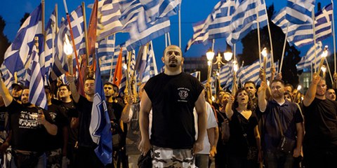 Des membres du parti Aube dorée commémorait la chute de l'Empire de Constantinople au mois de mai 2013. © STR/AFP/Getty Images 
