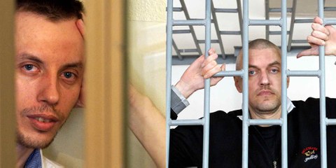 Rouslan Zeitoullaev (à gauche) a été condamné à sept ans de prison pour son appartenance présumée à l'organisation terroriste Hizb-ut-Takhrir et Stanislav Klykh (à droite) a vingt ans de prison pour avoir combattu aux côtés des indépendantistes tchétchènes. © Anton Naumlyuk