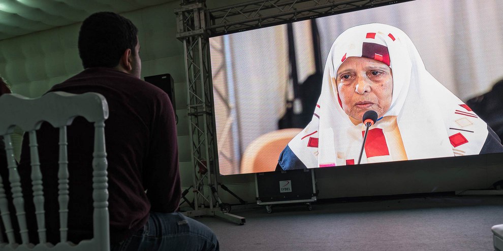 L’Instance Vérité et Dignité a mené des auditions publiques, permettant au public d’entendre le témoignage de victimes de la dictature. © Thierry Brésillon