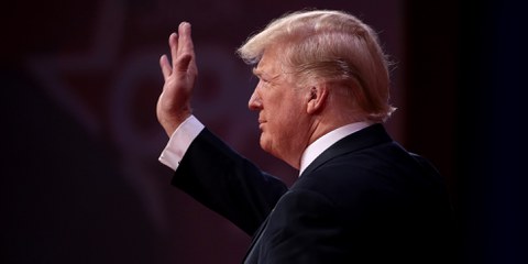 En claquant la porte du Conseil des droits de l’homme, l’administration Trump participe à décomplexer le discours de certain·e·s dirigeant·e·s européen·ne·s, notamment sur le thème de la migration. © Gage Skidmore/CC