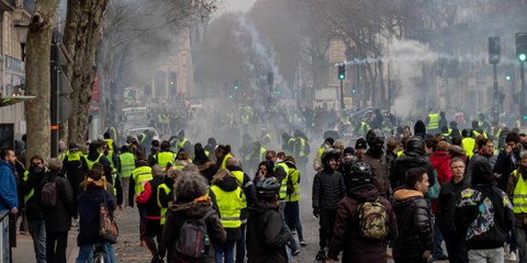 Apparu en octobre 2018, le mouvement des Gilets jaunes est exceptionnel en termes de mobilisation sociale. © Birdog Vasile-Radu / Shutterstock.com