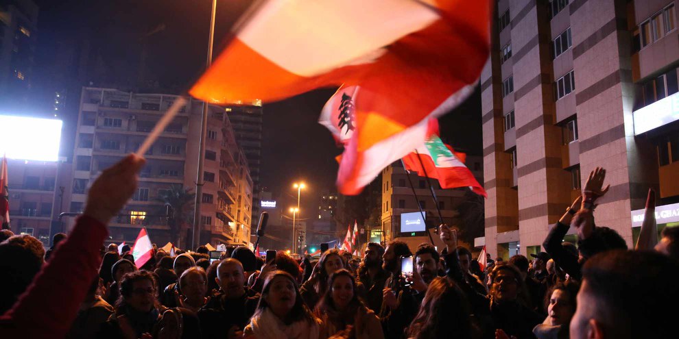 Les protestations contre le gouvernement actuel et la corruption qui gangrène le Liban ont secoué le pays dès janvier 2020. Ici, à Beyrouth, la capitale. ©Shutterstock/Hiba Al Kallas