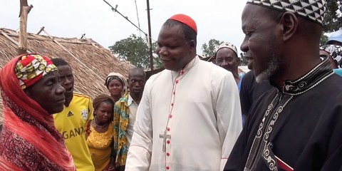 Les deux hommes de foi travaillent à l'unisson et prêchent le dialogue entre les religions. © Beauvoir Films