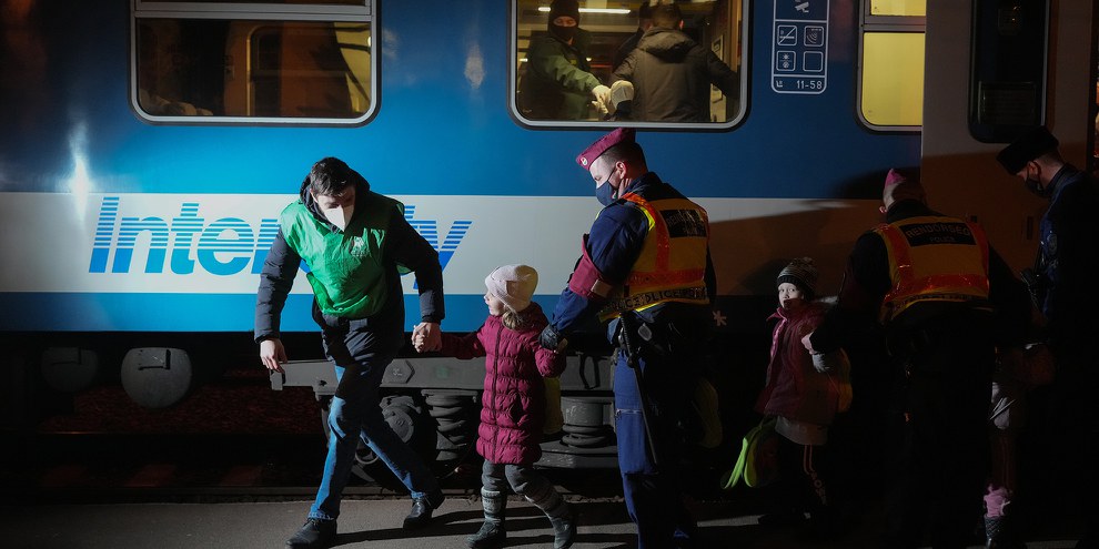 La Suisse a ouvert ses portes aux personnes qui fuient la guerre en Ukraine. Il est temps qu'elle fasse de même pour toutes les autres qui ont besoin de protection. © Getty images