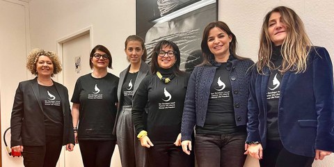 En quelques mois, les six membres du comité de l’association «Zan, Zendegui, Azadi Suisse» se sont fait une place de choix dans le paysage médiatique romand. © Amnesty International Suisse