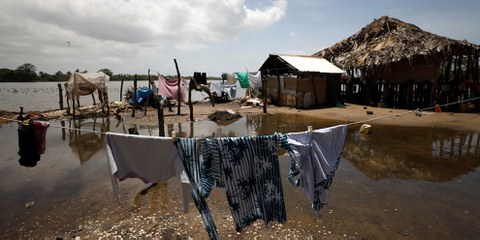 L’exploitation du zircon sur les dunes de la côte casamançaise menace les moyens de subsistance de plusieurs villages du littoral. © Zohra Bensemra/REUTERS
