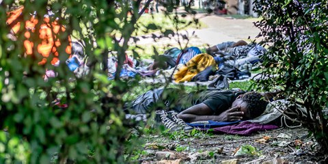 Les autorités suisses ont procédé à des milliers de renvois forcés illégaux vers l’Italie en 2016. © Klaus Petrus