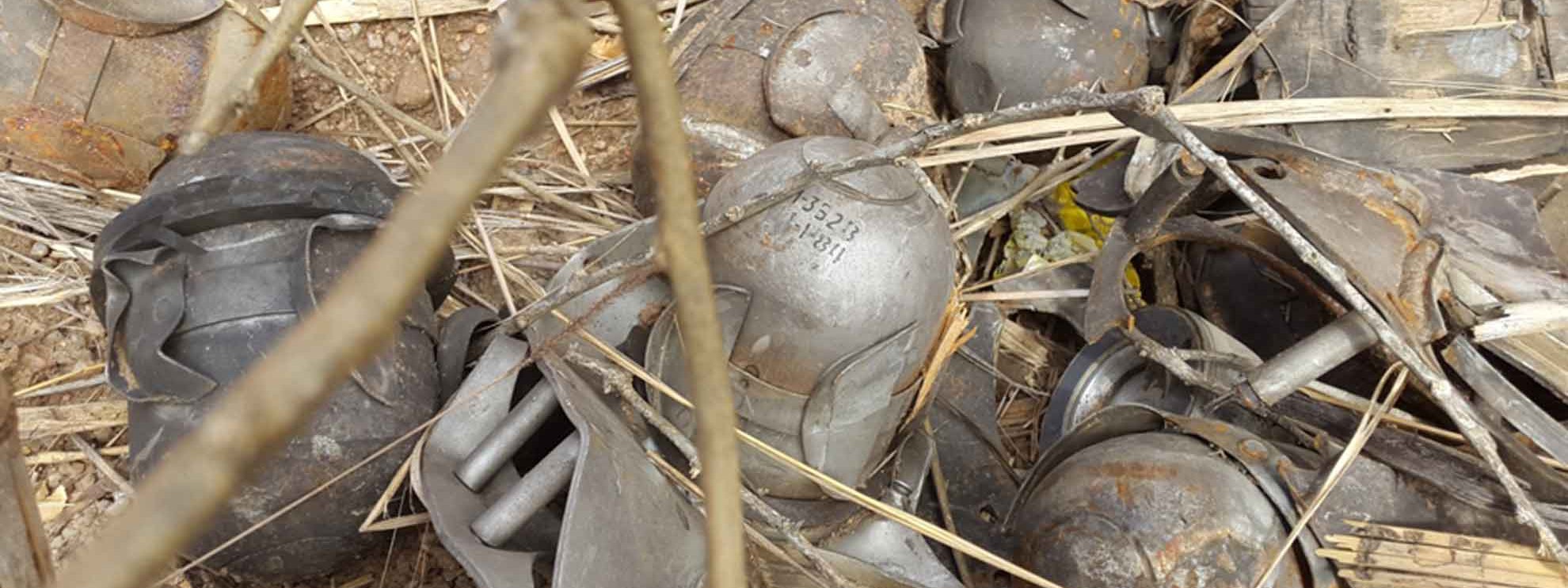 Résidus d'une bombe à fragmentation retrouvés dans une maison du Sud Kordofan, Soudan. Février 2015. © Amnesty International