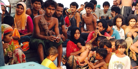 En mai 2015, des milliers de personnes originaires du Myanmar et du Bangladesh ont été victimes de violations perpétrées par les équipages de bateaux naviguant dans le golfe du Bengale et la mer d’Andaman. © Thapanee Ietsrichai