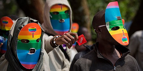 Trois lois discriminatoires envers les personnes LGBTI ont été adoptées en Ouganda.  © AP Photo/Ben Curtis 