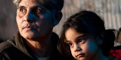 Famille rom à Belgrade. © Amnesty International