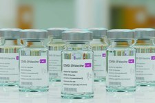 La propriété intellectuelle des vaccins doit être temporairement révoquée