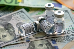 Les actionnaires des pharmas doivent garantir un accès équitable aux vaccins