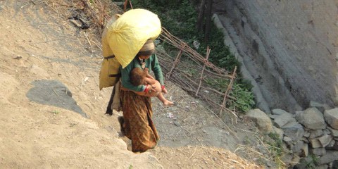 La campagne au Salvador, au Maghreb, au Nepal et en Irlande