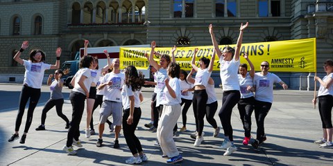 La campagne «Seul un oui est un oui» a été un véritable marathon, qui a impliqué personnes concernées comme activistes. © Amnesty International