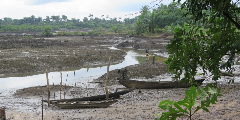 Un projet d'accord engage les États à respecter les droits humains et l'égalité entre hommes et femmes dans toutes leurs actions liées au changement climatique mais certains pays s'y opposent. © Amnesty International