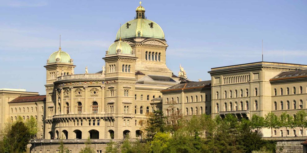 Le Conseil national et le Conseil des États décideront la semaine prochaine s’ils adoptent le contre-projet alibi à l'initiative des multinationales responsables.©Parlamentsdienste 3003 Bern