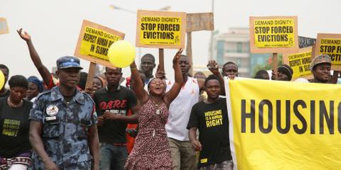 Demonstration "People live here", Ghana, 2011 © AI