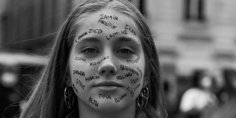 Manifestation contre le racisme et les violences policières: A Paris, rassemblement à l’appel du Comité Adama, du nom d’Adama Traoré, mort en juillet 2016 après son interpellation par la gendarmerie en banlieue parisienne. © Patrice Calatayu / wikicommons