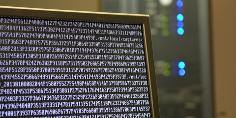 Si Apple cède à la pression du FBI, celà créerait un précédent susceptible d'encourager les gouvernements à dicter la sécurité de logiciels qui protègent la vie privée de millions de personnes.© Bob Mical