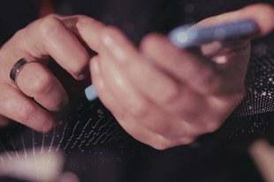 L’ampleur de la cybersurveillance secrète constitue « une crise internationale des droits humains » dont NSO Group est complice