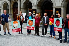Plus de 10 000 personnes contre la reconnaissance faciale automatisée !
