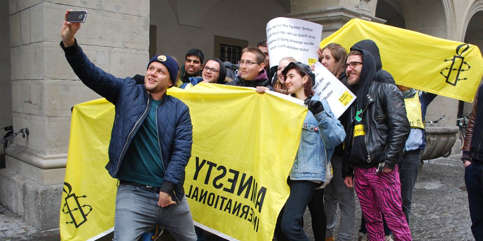 Knackeboul et AMNESTY YOUTH