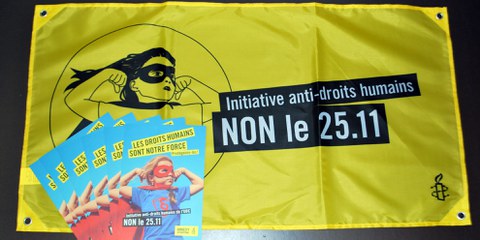 Difendi i diritti umani in Svizzera: ordina i flyer!