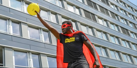 Un giovane militante durante l'Assemblea Generale di Amnesty a Berna. © Amnesty International