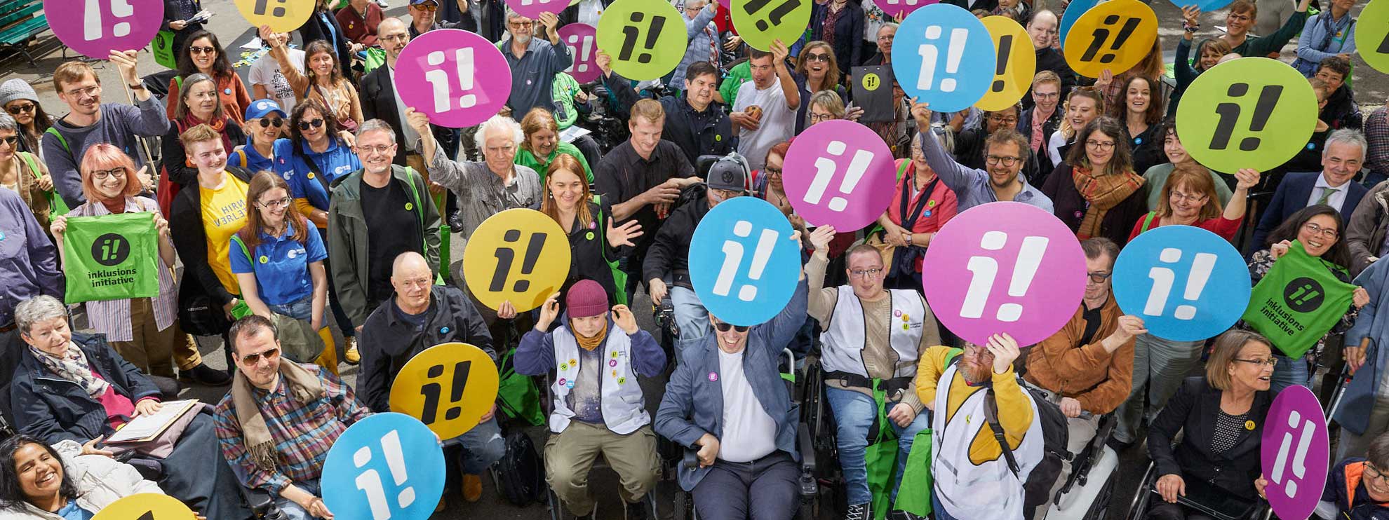 Insieme per superare e prevenire gli ostacoli. © KEYSTONE / WESTEND61 / GERASIMOVI