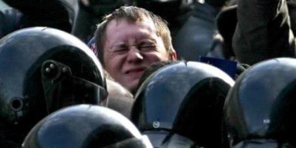 Forze di sicurezza reprimono con la violenza una manifestazione in Bielorussia © Photo.Bymedia.net 