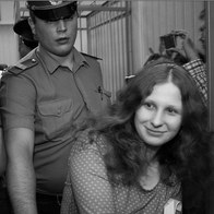 Maria Alekhina alla sua prima comparizione in aula, nel 2012 