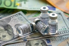 Big Pharma: gli investitori assicurino un accesso equo ai vaccini