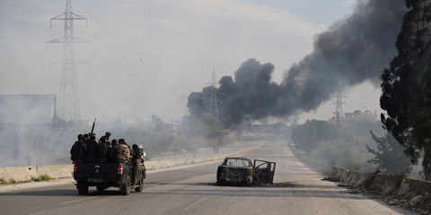 Gli attacchi di marzo contro la minoranza alawita hanno causato più di cento morti nelle regioni costiere del nord-ovest. © Anadolu via Getty Images
